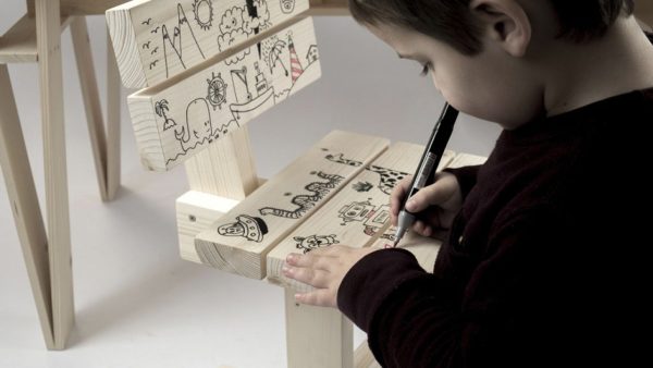 Hamaika Kids’ Chair: Sustainable Simplicity in 11 Pieces