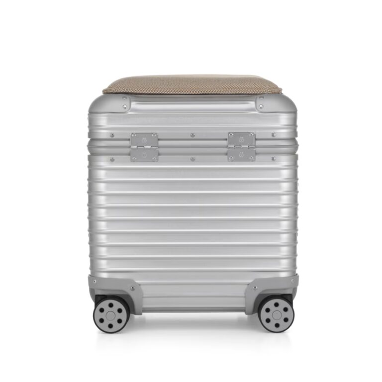 Табурет как премиальный чемодан