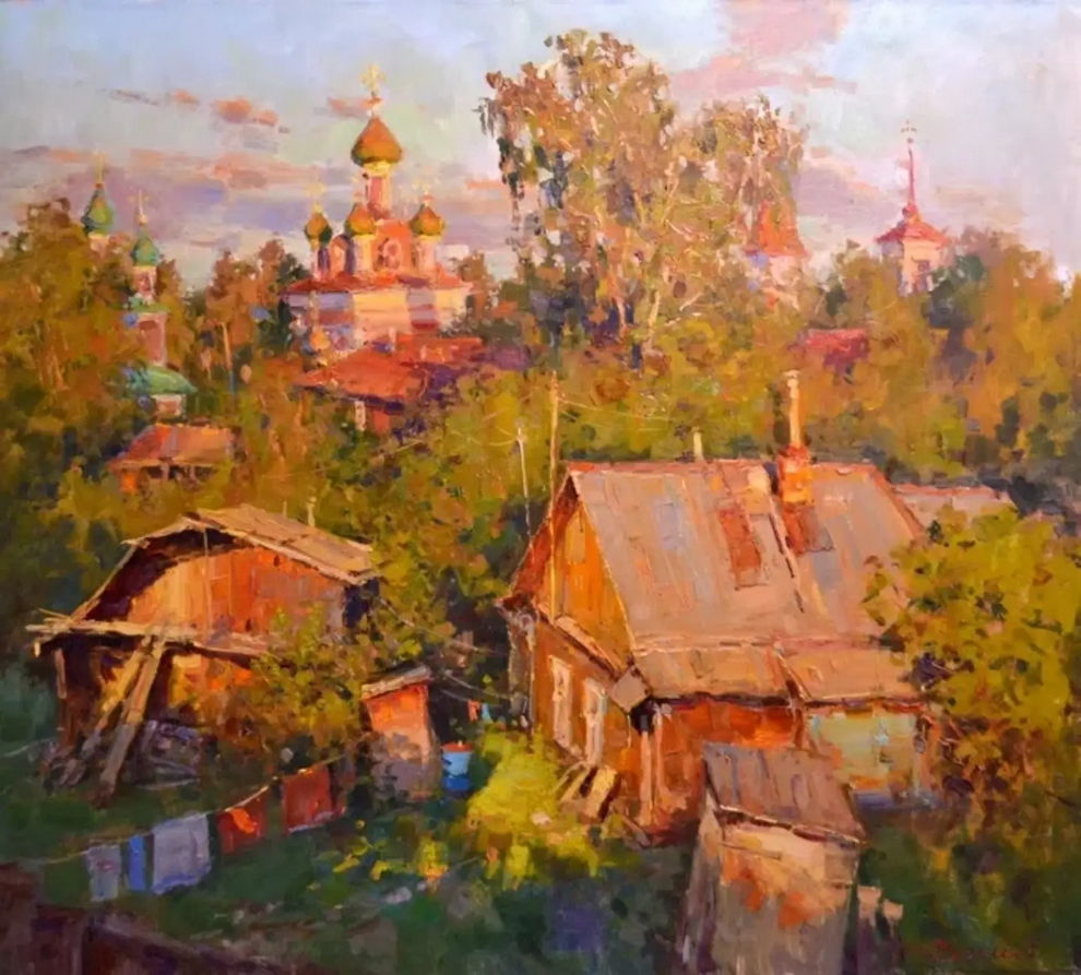 Деревянная застройка, деревья и храмовые купола
