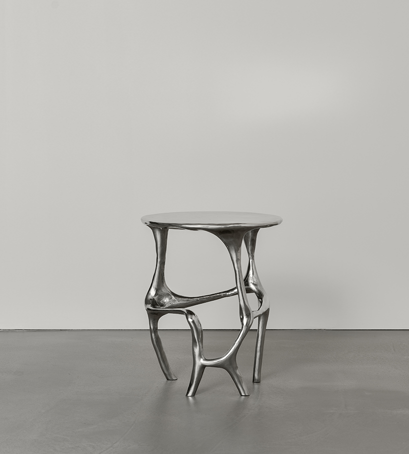 Приставной столик LOVE Side Table с разветвлёнными ножками